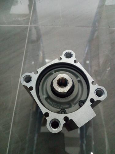 现货直销 标准型耐用气缸现货出售 CDQ2A50-30DZ