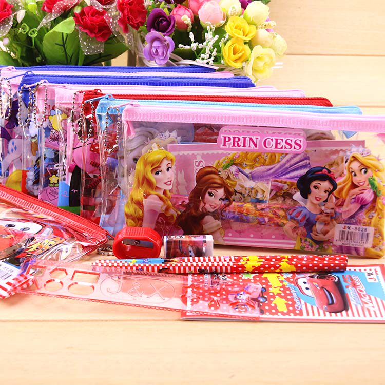 圣诞节小学生文具套装 笔袋文具套装文具套装 学习礼品幼儿园奖品