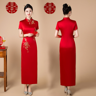 醋酸缎红色婚宴走秀演出旗袍长款囍婆婆刺绣亮片时尚礼服复古优雅