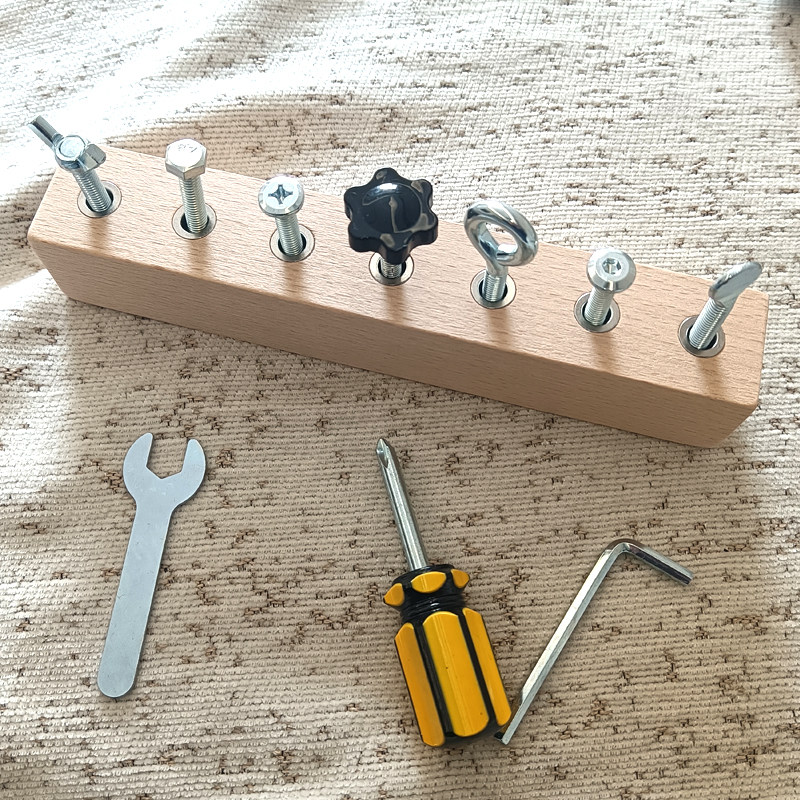 木质玩具日常生活教具拧螺丝
