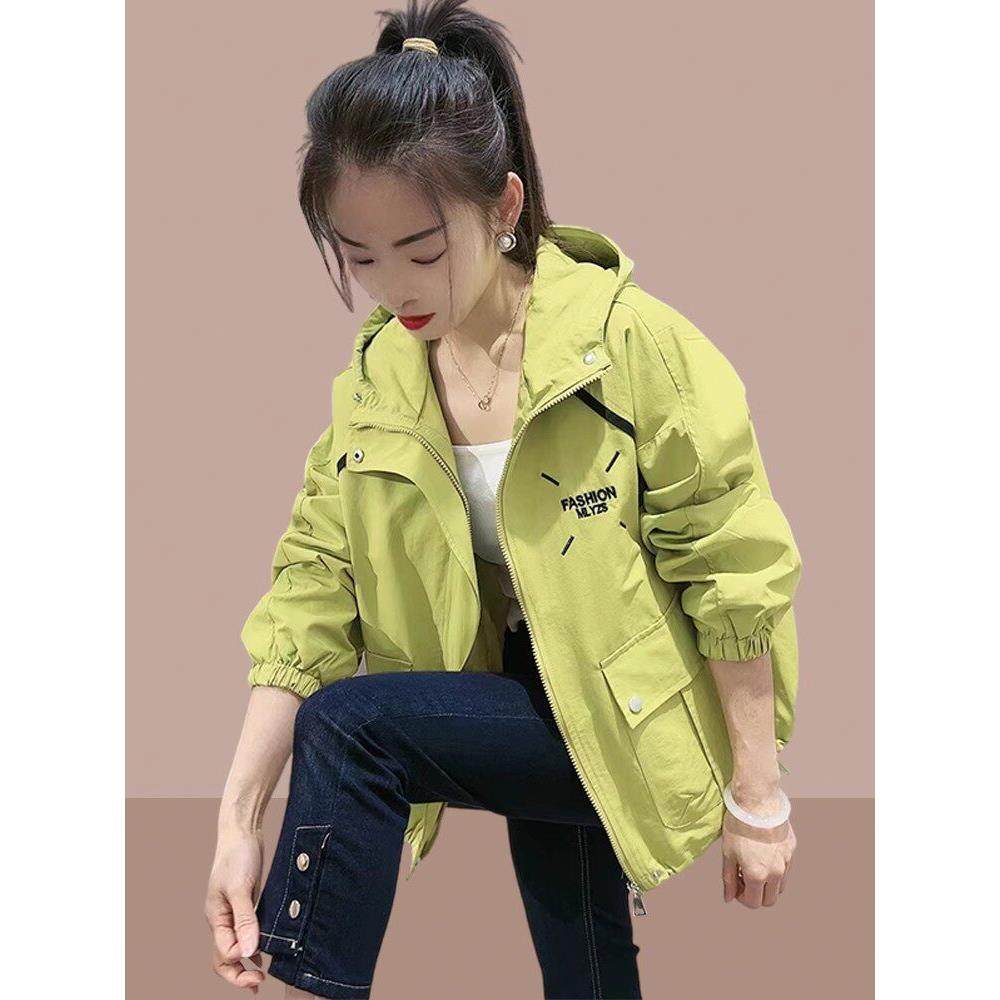 连帽冲锋衣女2025春秋季新款爆款夹克上衣洋气小个子女士短外套
