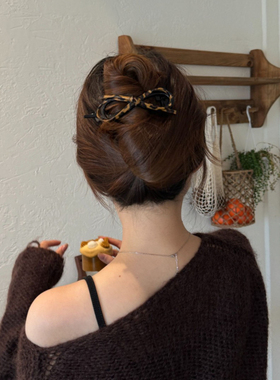时尚豹纹皮质蝴蝶结扭扭夹盘发头饰后脑勺发夹女高级感一字夹头饰