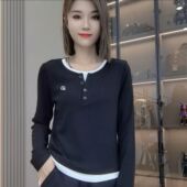 新款 拼接圆领长袖 假两件洋气修身 秋季 时尚 打底显瘦上衣外套卫衣