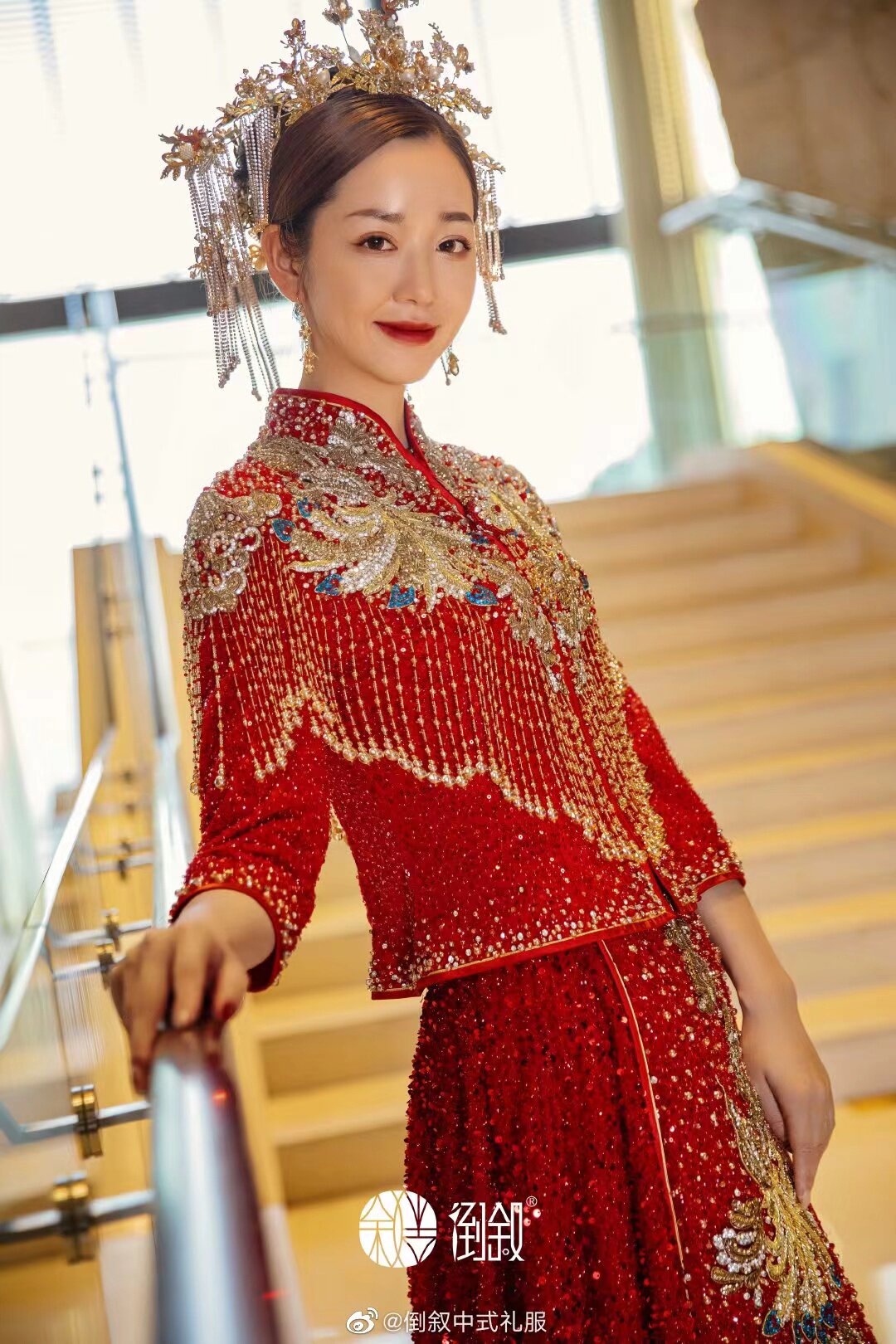 倒叙正版珠辉玉丽高端拖尾秀禾服中式新娘服马来褂