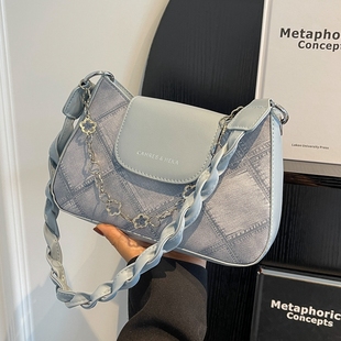 法国流行包包女2024新款潮洋气百搭斜挎包高级质感小众单肩腋下包