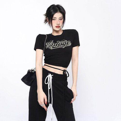 新款设计感美式t恤女夏天时尚爵士舞辣妹性感高腰绑带紧身上衣潮