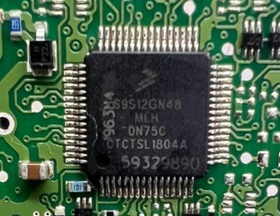 S9S12GN48MLH 芯片进口芯片 QFP-64 嵌入式-微控制器汽车控制器芯
