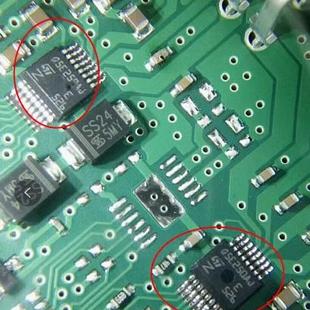 Q5E250AJ XRV讴歌缤智BCM通病芯片锁车防盗报警喇叭响灯亮