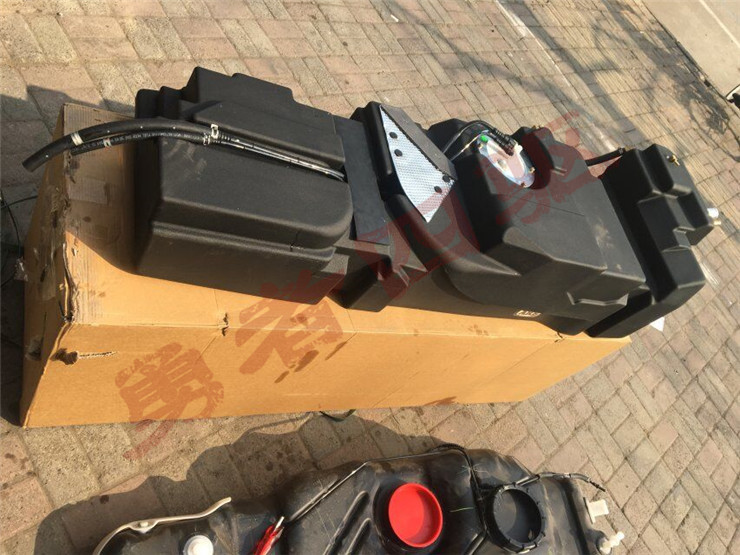 原装正品 ARB 五十铃 MU-X D-MAX MUX副油箱油箱原车替换加大油箱