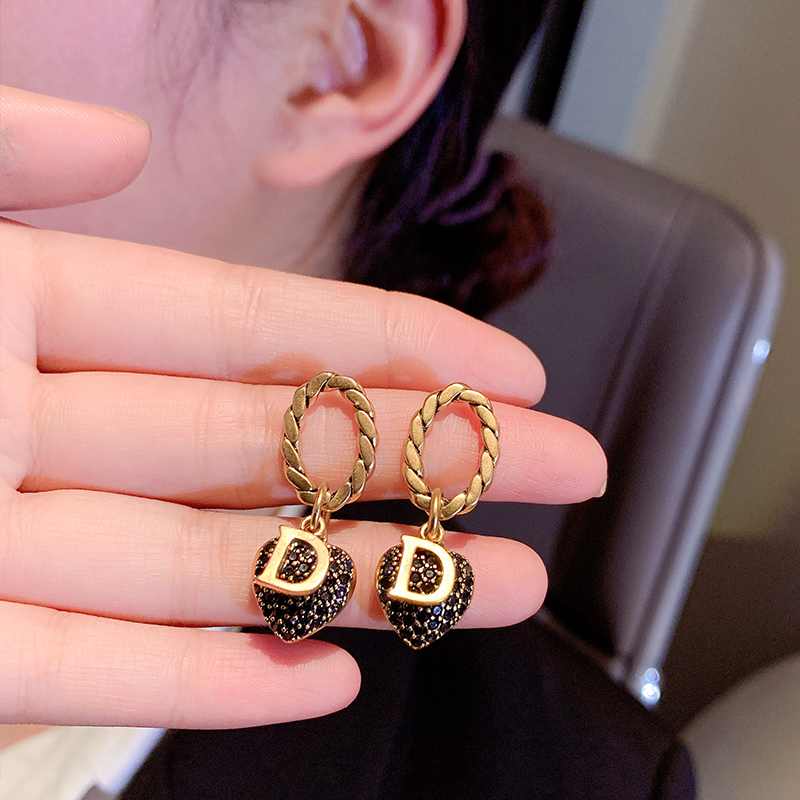 高级感气质爱心桃心耳环耳钉耳饰