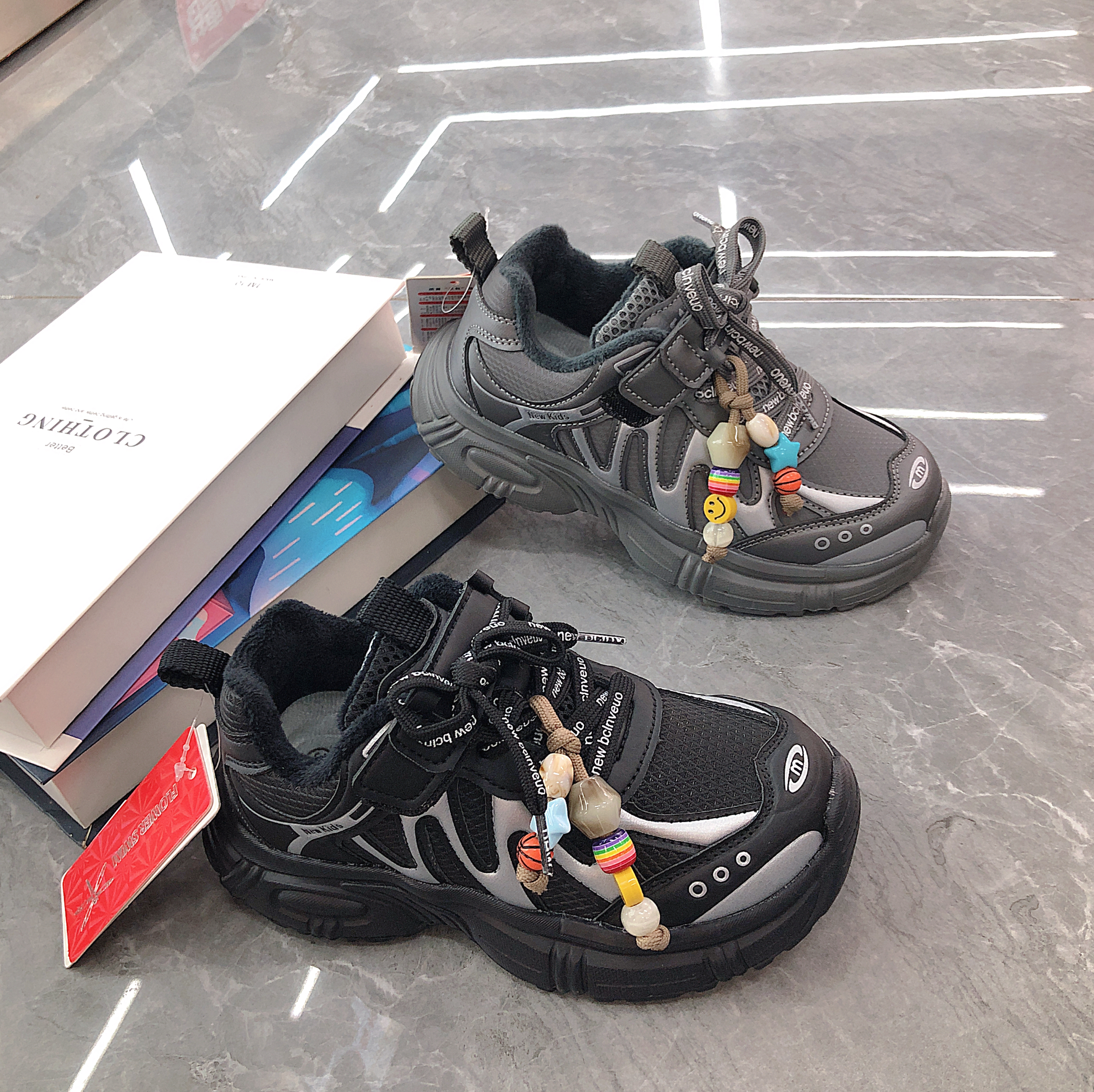 加绒童鞋2025冬季保暖透气超轻休闲鞋轻便运动鞋街拍潮鞋80368