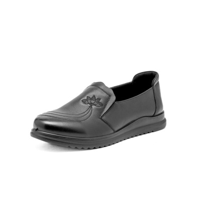 品牌女鞋2025新女鞋软底妈妈鞋平底舒适防滑老人皮鞋女单鞋14083