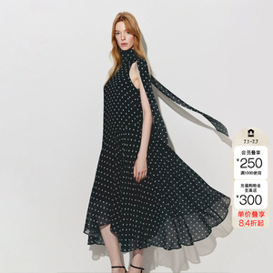 绫致ONLY2026春季新款立体剪裁宽松版型斜切裙摆连衣裙女
