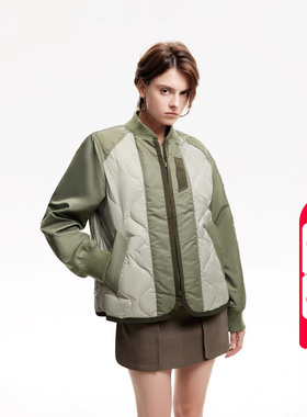 绫致ONLY2024冬季新款90白鸭绒休闲百搭轻盈撞色羽绒服女时尚