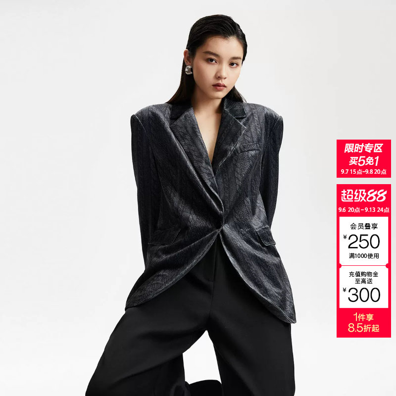 [买5免1]绫致CoutureMade西服春夏丝绒暗纹长袖上衣外套女图片