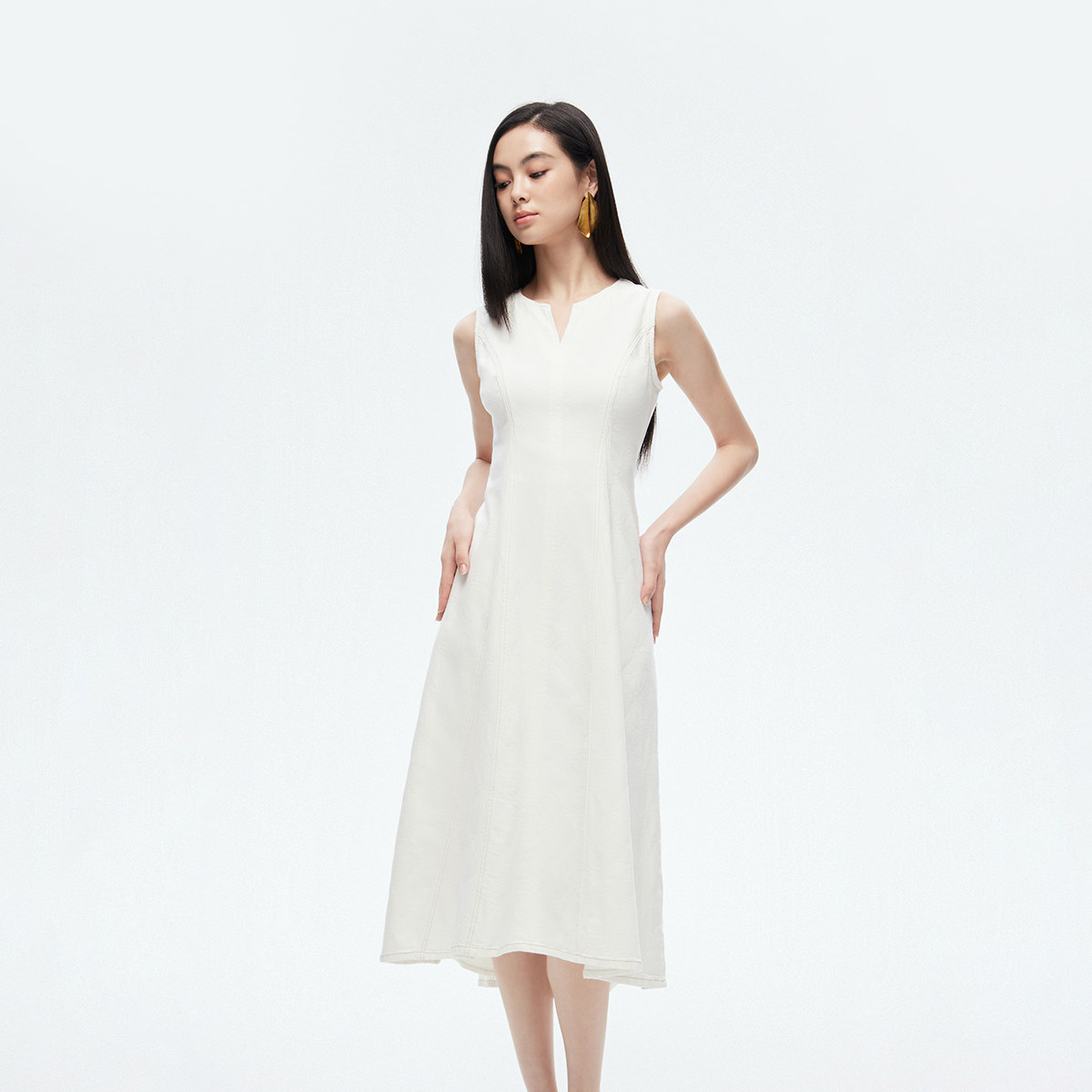 绫致ONLY秋冬新休闲简约设计中长款牛仔连衣裙女时尚潮