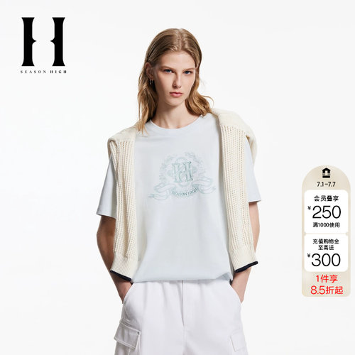 绫致SEASON HIGH夏季圆领背后字母胶印贴布装饰款T恤女装