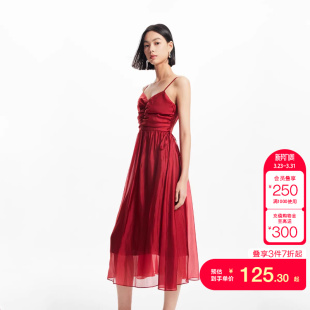 tq区绫致VeroModa连衣裙春夏褶皱飘带名媛法式 吊带长裙