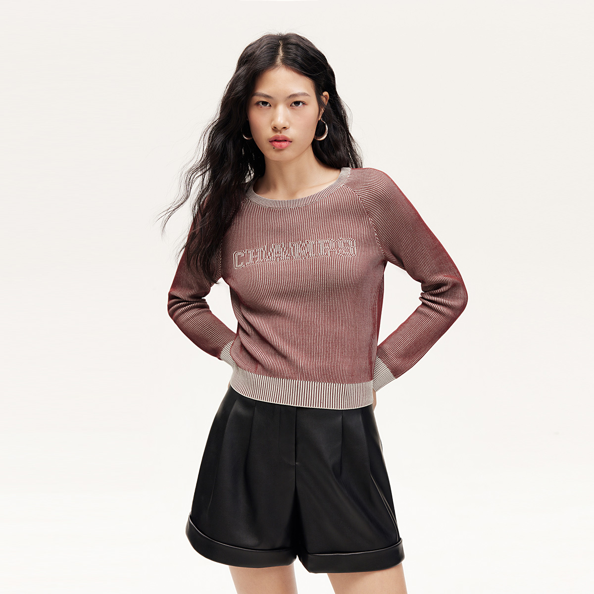 短款撞色粘胶纤维VeroModa套头