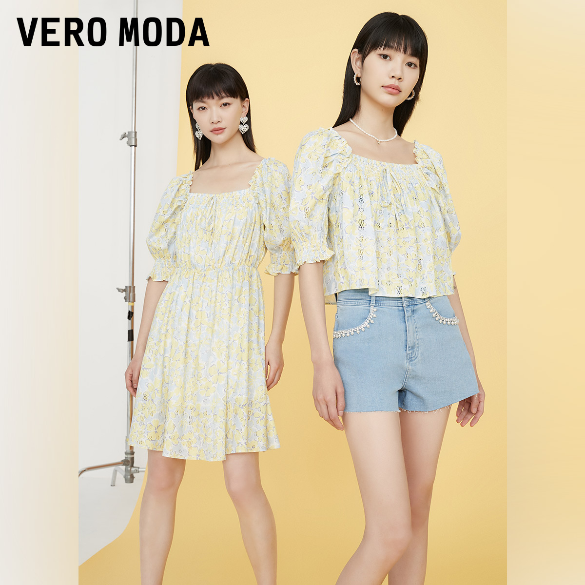 t区绫致Vero Moda2024春夏法式方领碎花松紧褶皱连衣裙上衣女