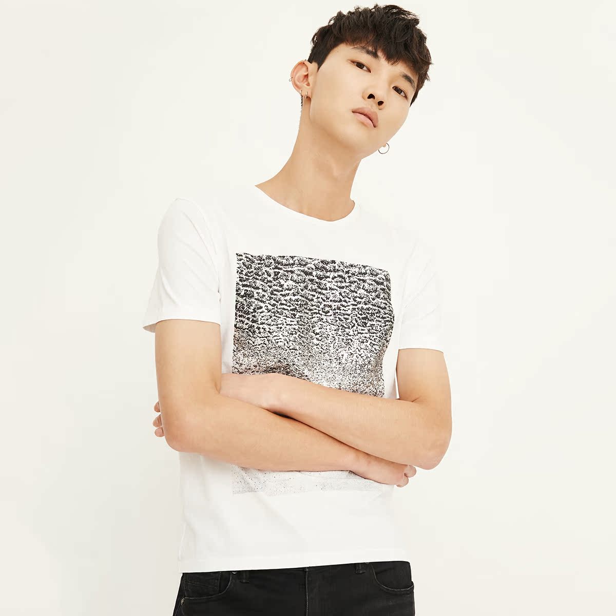 JackJones½Ü¿ËÇí˹ӡ»¨´¿ÃÞÄÐ×°¶ÌÐäTÐôE|217301503
