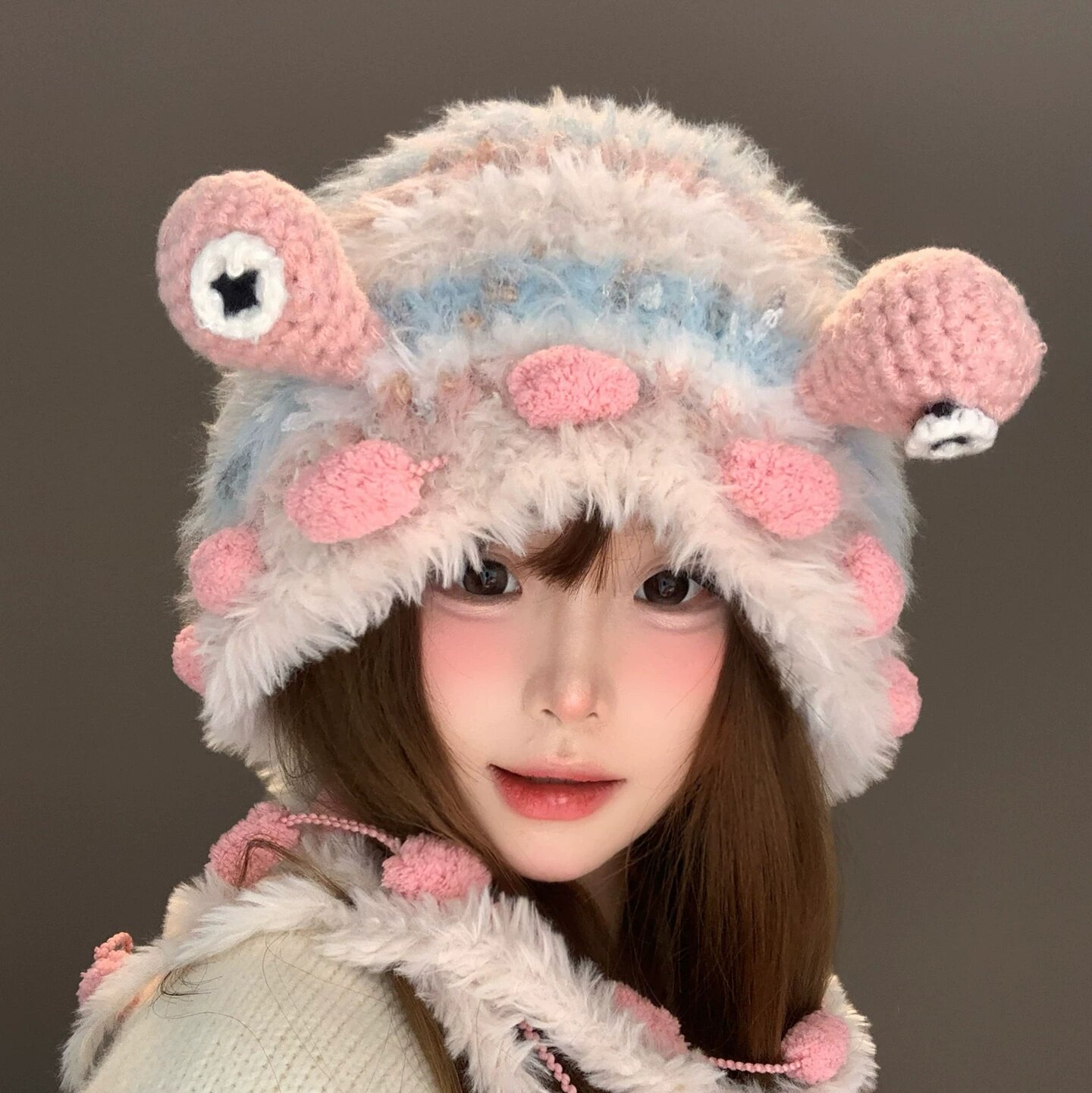 可爱粉色小怪兽毛绒针织帽女秋冬季显脸小护耳毛线帽保暖包头帽子