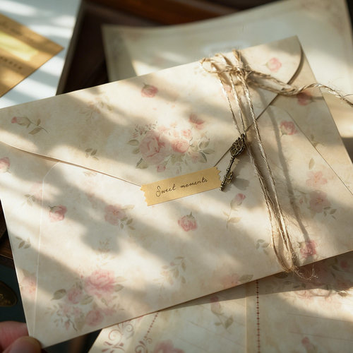 花蔓复古文艺碎花信封信纸