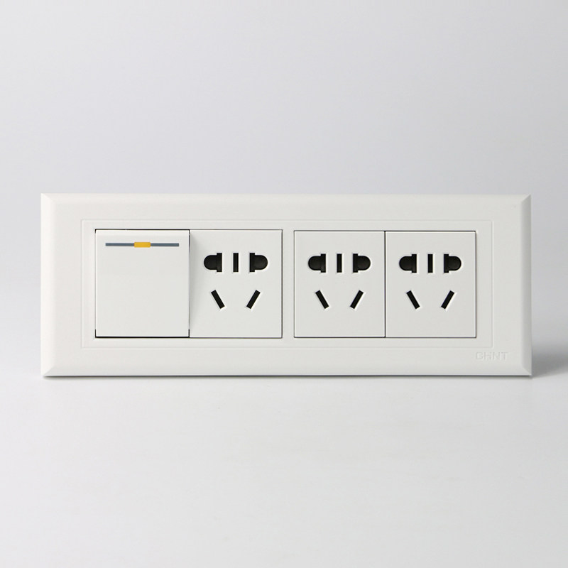 正泰墙壁开关插座118型 NEW5四位 一开双控 三插九孔插座面板15孔