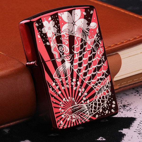 日本进口原装正品Zippo/芝宝煤油防风打火机樱花鲤鱼款个性盔甲机