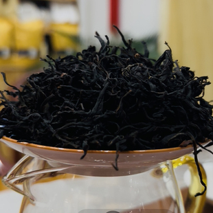 【野生古树晒红】2025年春古树散茶大雪山野生古树晒红,红茶散料