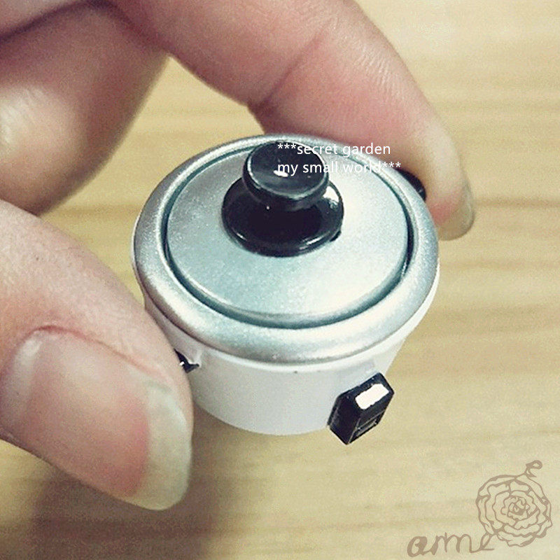 仿真娃娃屋场景家具配件微缩模型道具食玩迷你电饭锅 金鱼缸摆件