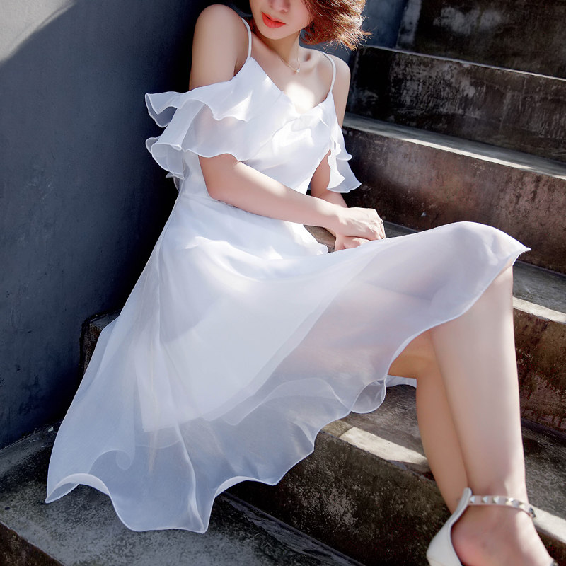 天天特价吊带短裙夏女2017新款仙气一字肩连衣裙欧根纱露肩沙滩裙