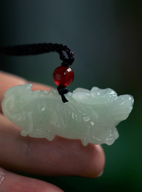 天然翡翠立体龙吊坠、项链本命年