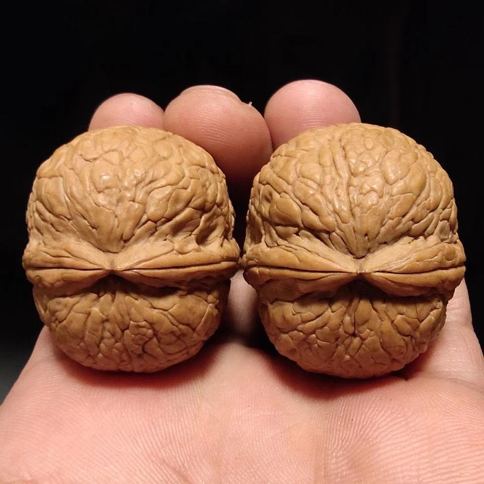 文玩把件野生云南铁核桃元宝金蟾蛤蟆头疙瘩蟒纹绣球粗筋蛇皮佛手