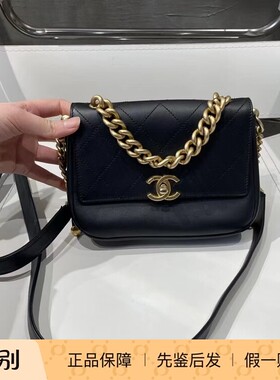 香奈儿黑金牛皮邮差包单肩斜挎包