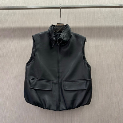 初溯2025秋冬新品欧货女装抽绳立领拉链进口绵羊皮无袖马甲外套