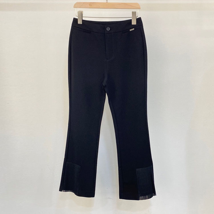 初溯家2026早春新款欧货女装风琴压褶下脚修身显瘦微喇裤九分裤