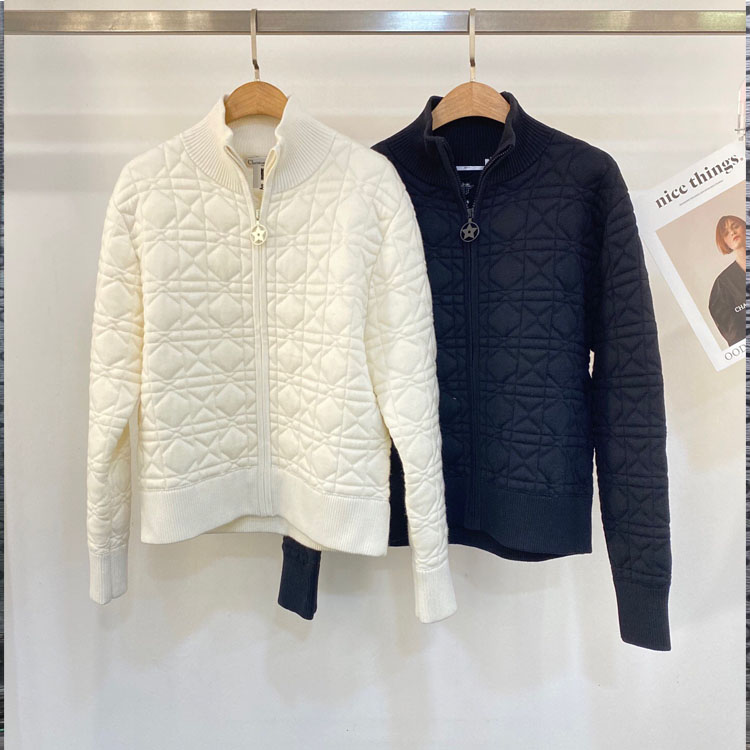 初溯2025秋冬新款欧货女装羽绒针织混纺立领拉链菱格纹短外套上衣
