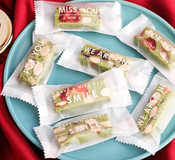 英文牛轧糖包装袋加厚白底透明方块酥糖果机封袋牛扎糖包装纸糖袋