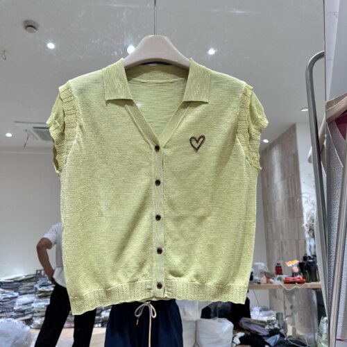 重工艺刺绣爱心冰丝针织衫