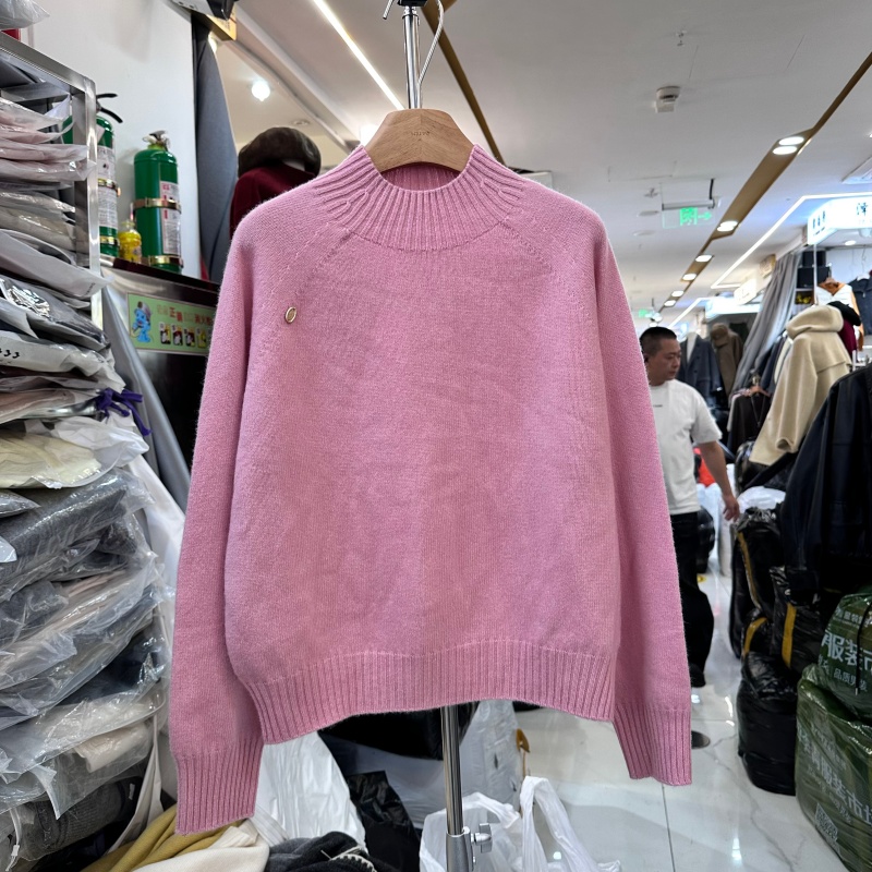 细羊毛针织衫女2025年冬装新款韩版字母小标显瘦百搭插肩袖毛衣潮