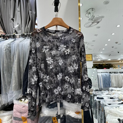 YZOY6922植绒印花T恤上衣