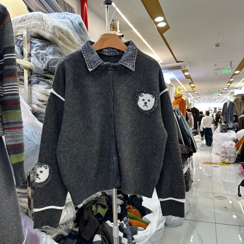 韩版拼接牛仔领假两件开衫毛衣