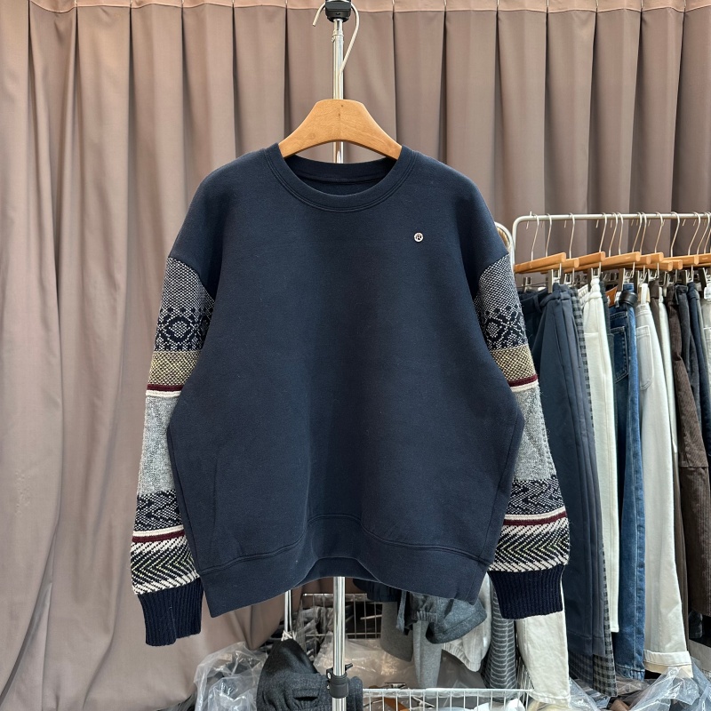 ONE25811拼接袖加绒卫衣