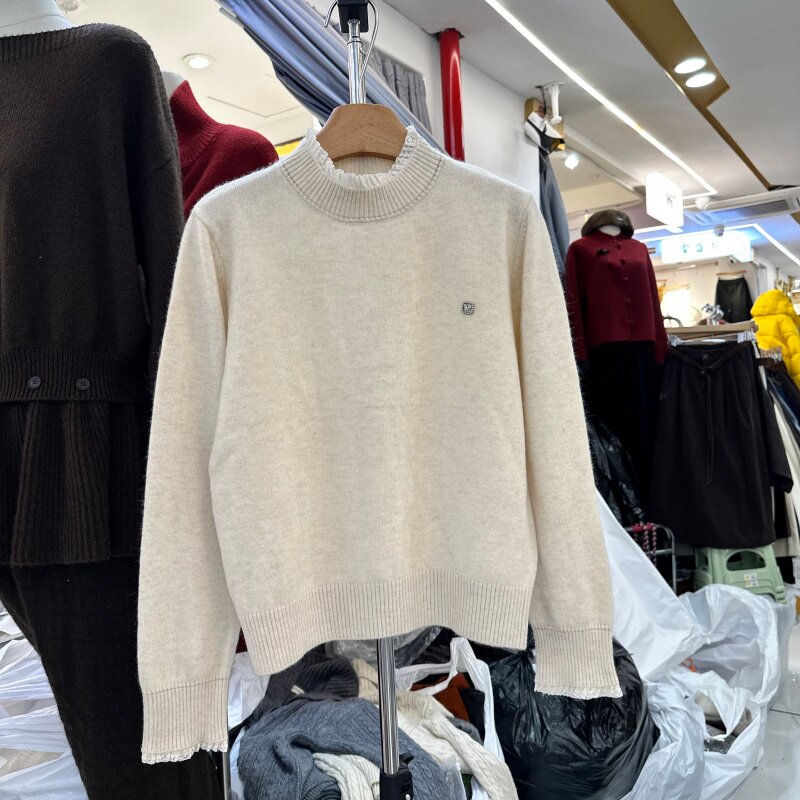 法式蕾丝花边羊毛针织衫女2025年冬装新款韩版小标套头打底衫毛衣