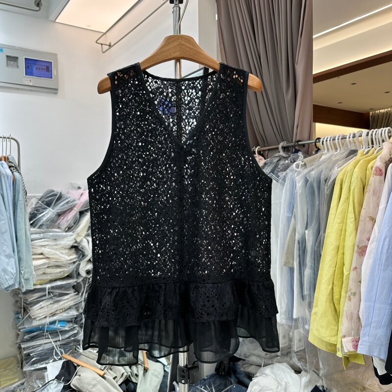 2026年春夏季新款韩系V领下摆拼接荷叶边中长款镂空背心连衣裙女