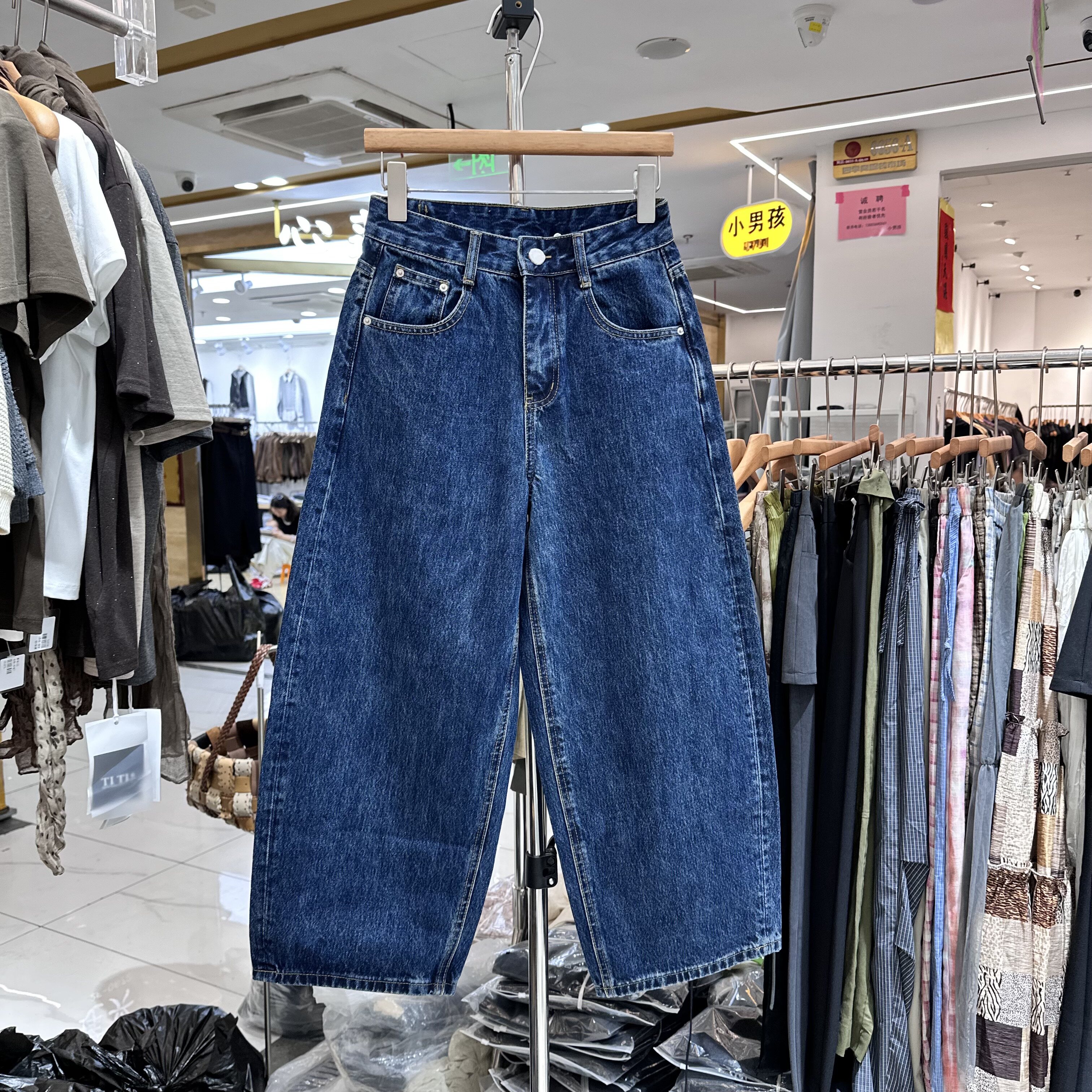 欧洲站高货直筒牛仔裤潮
