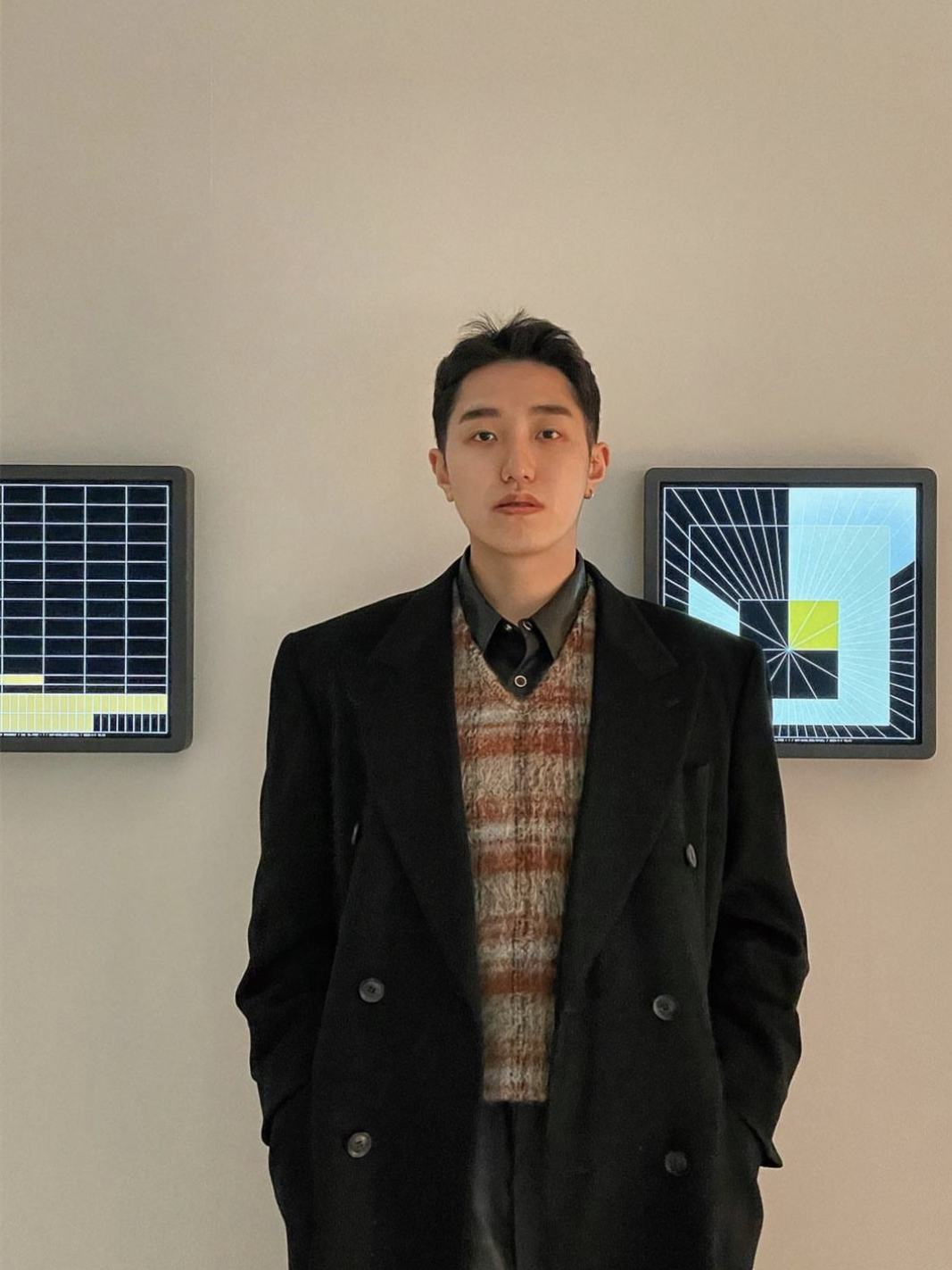 남성용 및 여성용 레거시 맞춤형 모헤어 스트라이프 체크 무늬 니트 반팔 울 혼방 조끼 재고 있음