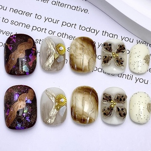 秋冬新款 椭圆甲猫眼碎花雕花晕染星空高级美甲 纯手工穿戴甲短款