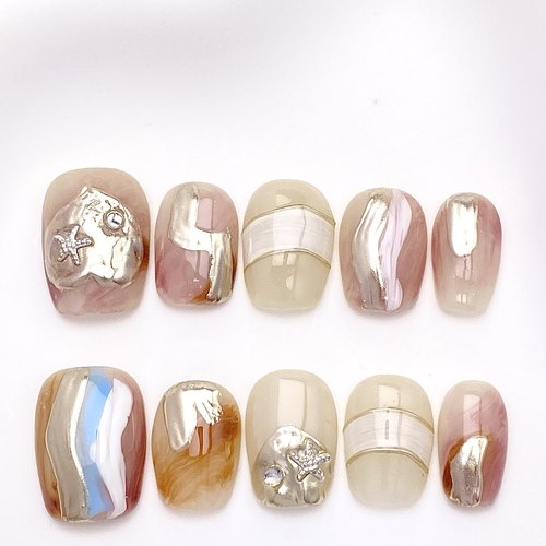 秋冬新款纯手工穿戴甲短款超短梯猫眼晕染美拉德小香风高级美甲